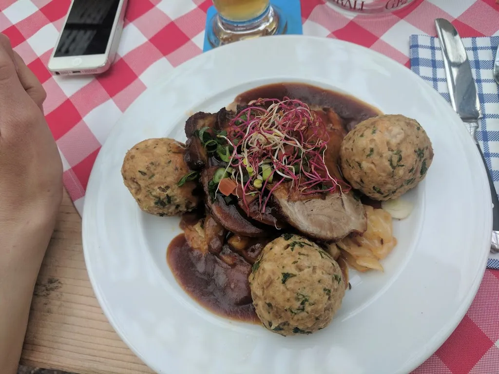 Russell Sim_Wirtshaus Schützenstadl_Mosbach_review