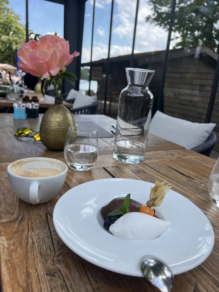 Olga Ozarina_Restaurant FISCHER GmbH_Ammersee_review