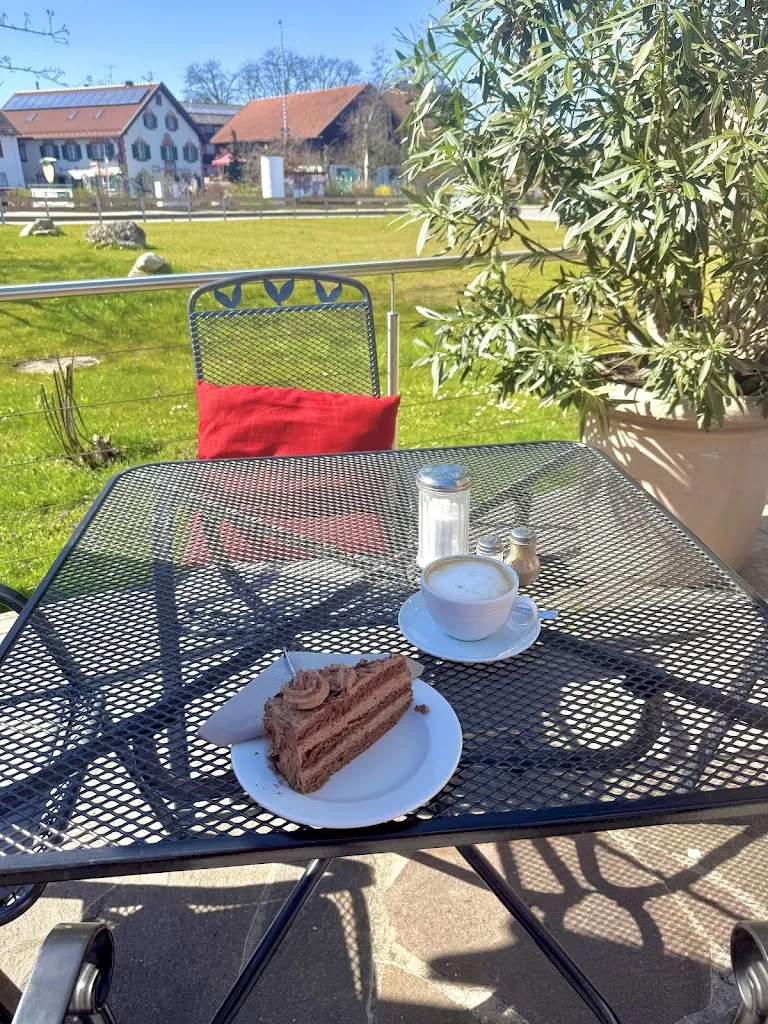 Cafe Huttner_Ammersee_slider_image_1