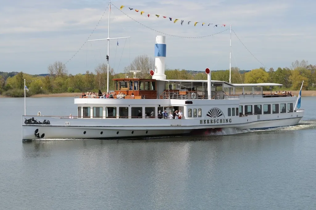 Schiffsgastronomie Ammersee Paul Müller_Ammersee_slider_image_3