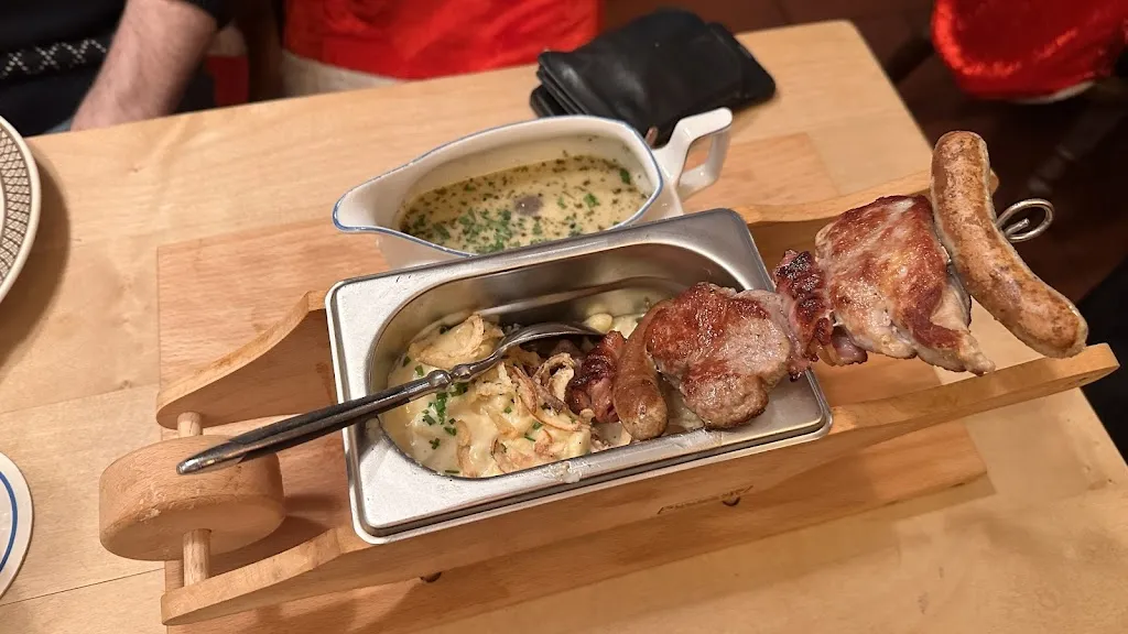 W. B._Gasthof Hotel Zur Post_Ammersee_review