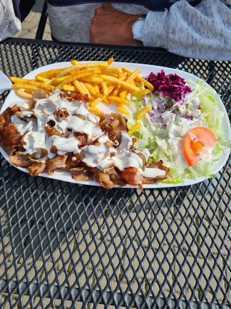 Menu_Ceris Döner & Pizzawelt_Auggen_immagine_7