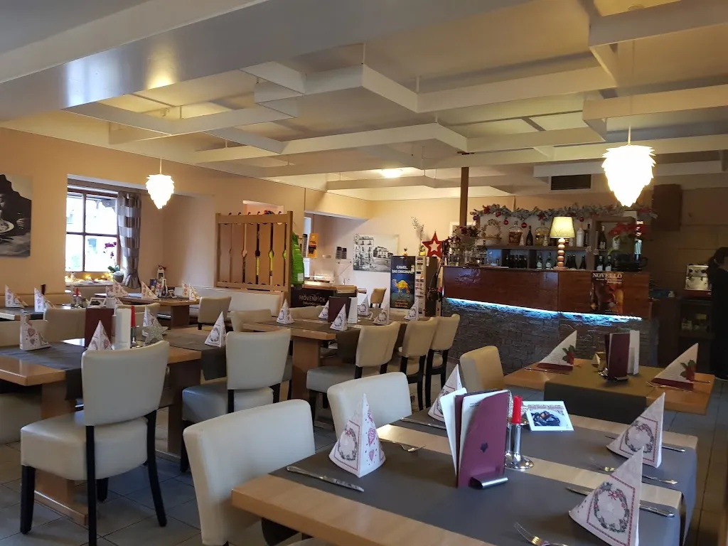 Restaurant Rosalia - Buona Fortuna Gastro UG_Karlskron_slider_image_1