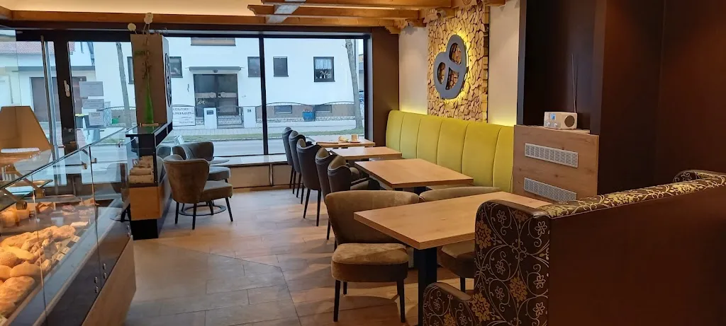 Bäckerei Kopold GmbH (ehemals Fall) restaurant in Karlskron