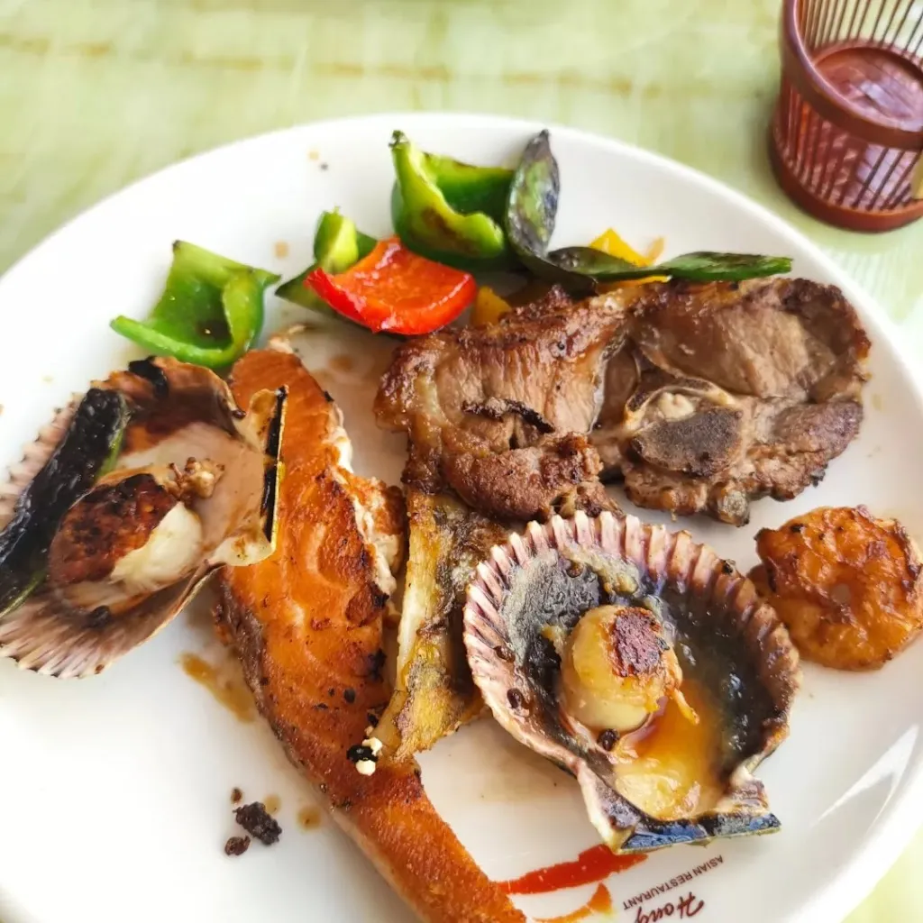 Najwa Ahmed_Hong Kong Garden_Buchloe_review