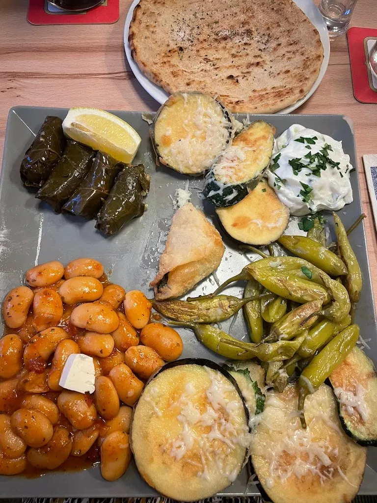 Clarissa S._Syros Restaurant_Karlshuld_review