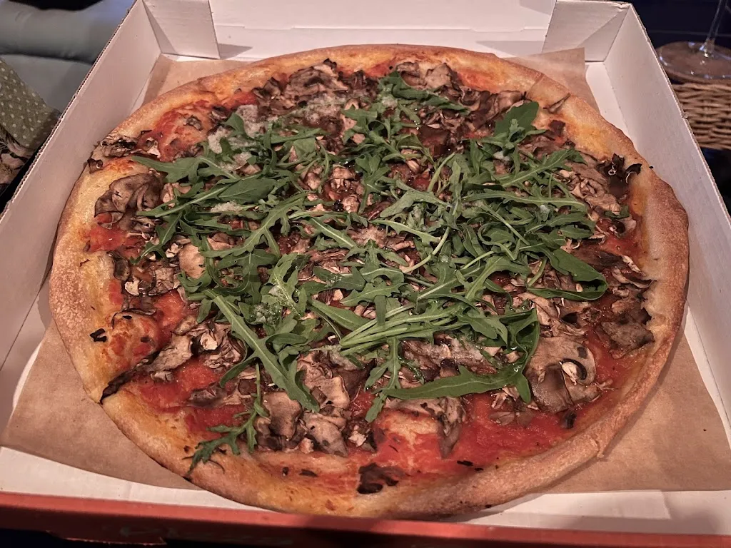 Lauren Francis_Pizzeria Da Franco Karlshuld_Karlshuld_review