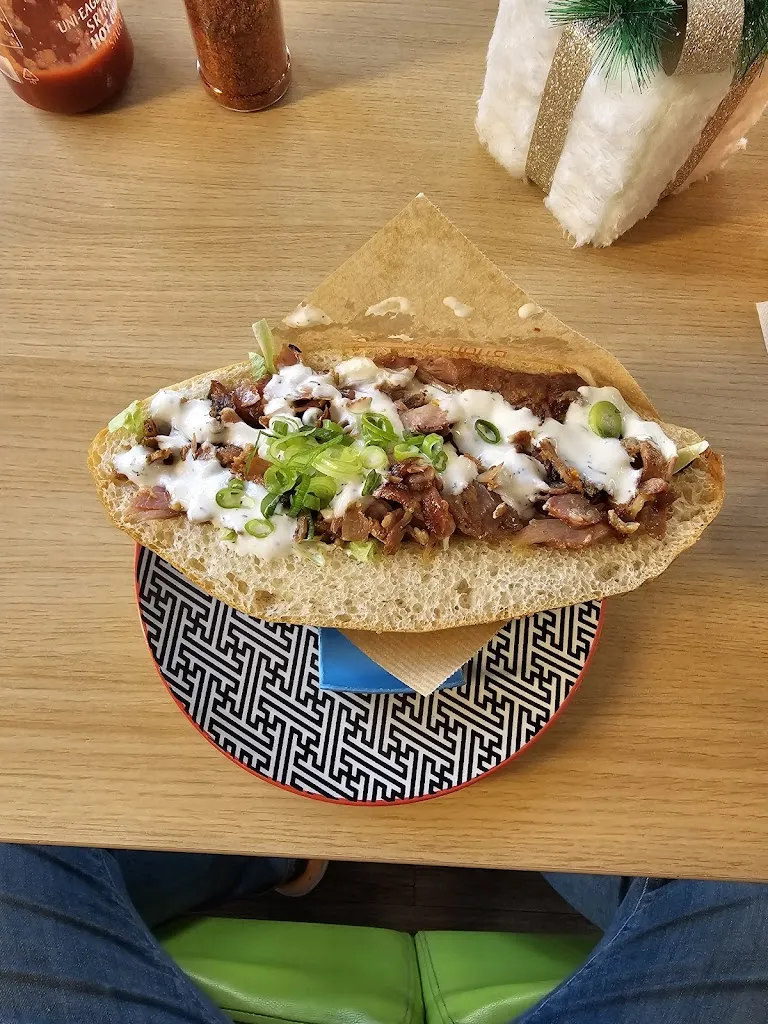 Kubilay Topal_Öztürk's_Jettingen-Scheppach_recensione