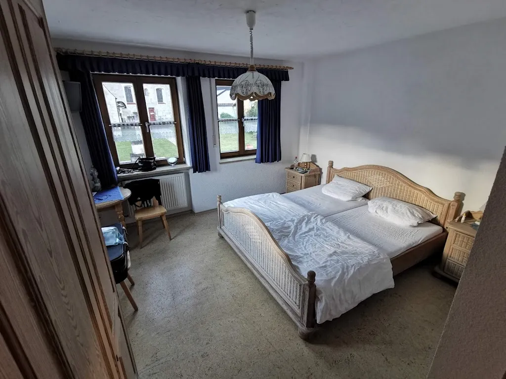 Gasthaus Zum Schweppermann_Kastl_slider_image_2