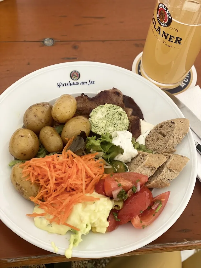 Svitlana Rybalko_Wirtshaus am See_Main_review