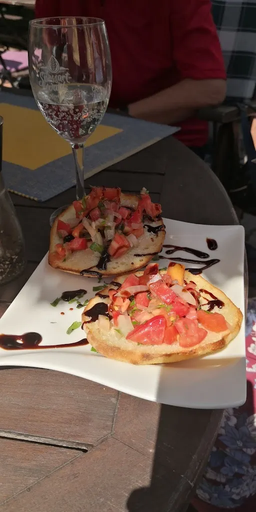 Klaus Lenz_Restaurant & Biergarten Rabenau_Main_review