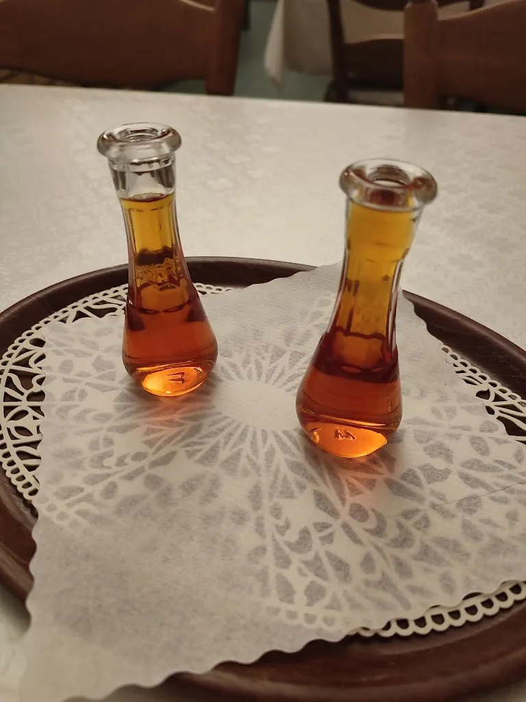 Irina Star_Zum Anglerheim Restaurant_Main_review