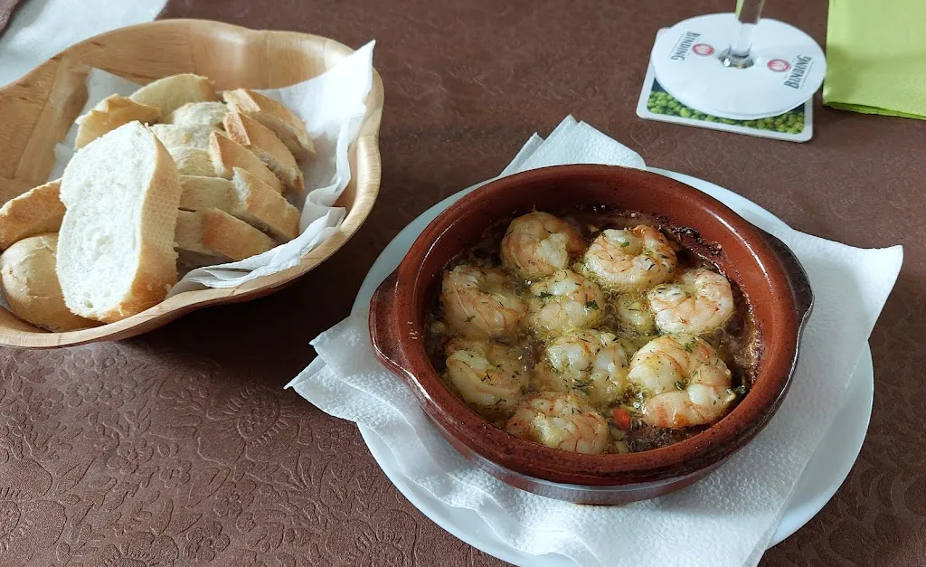 Stefan Rauch_Zur Rosa_Main_review