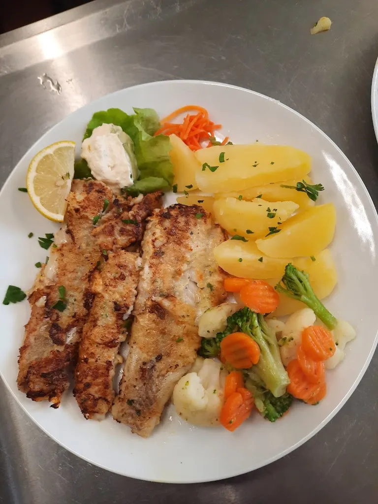 Zur Rosa_Main_slider_image_2