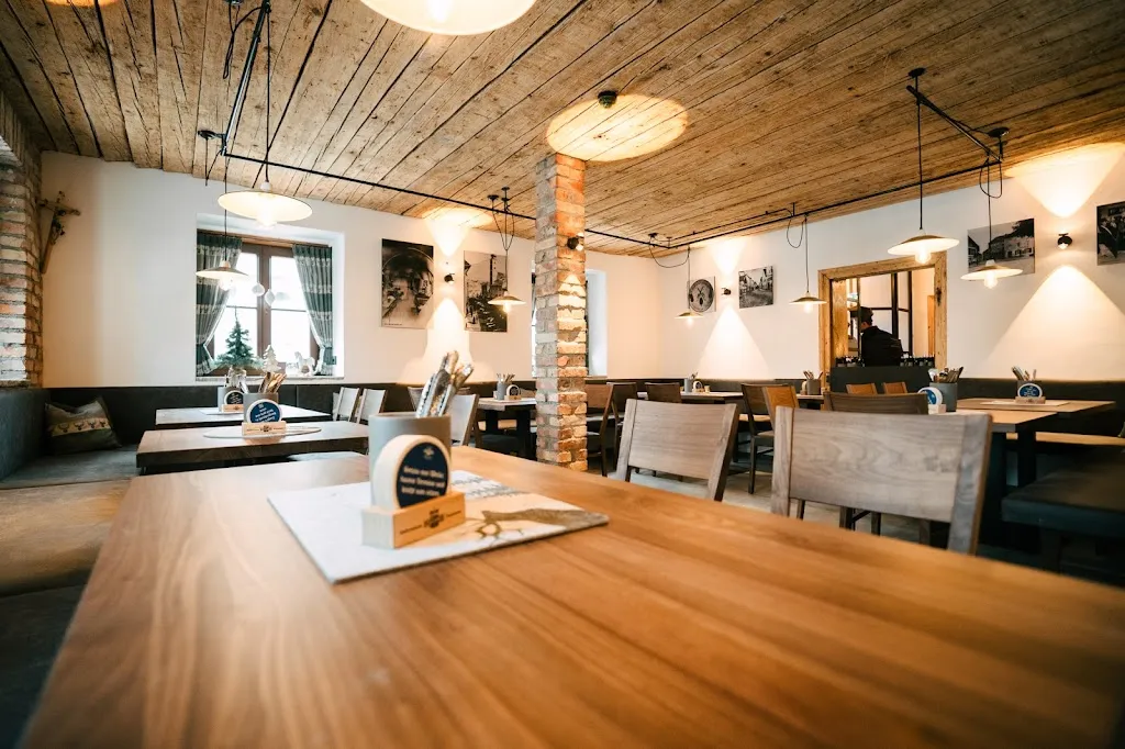 Fonse's Bräukeller restaurant in See