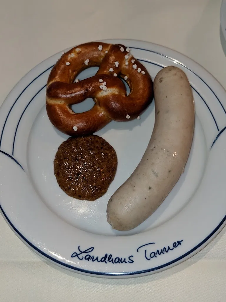 James Giblin_Hotel Restaurant Landhaus Tanner_See_review