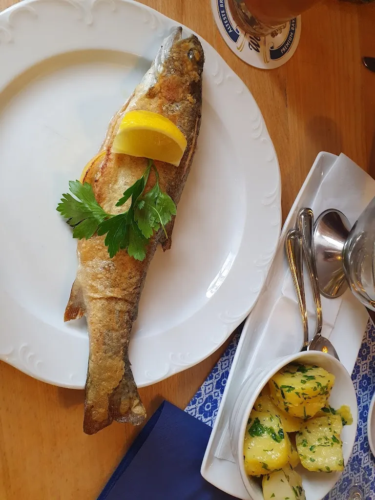 Claudia_Schuhbauers Oberwirt & Biergarten_Amper_review