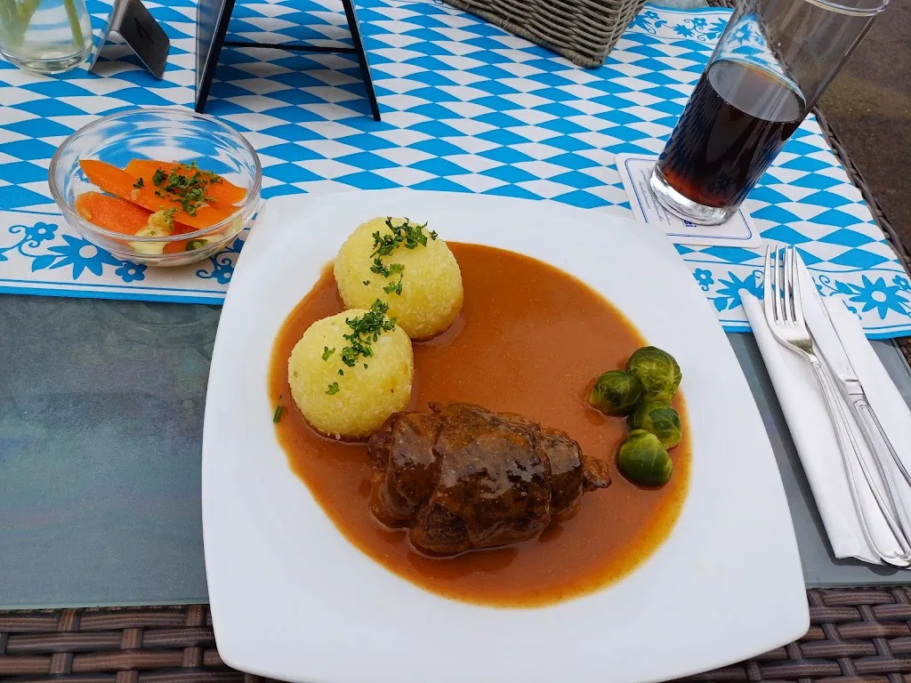 Sven Gierig_Schlossschänke Kaibitz_Kemnath_avis