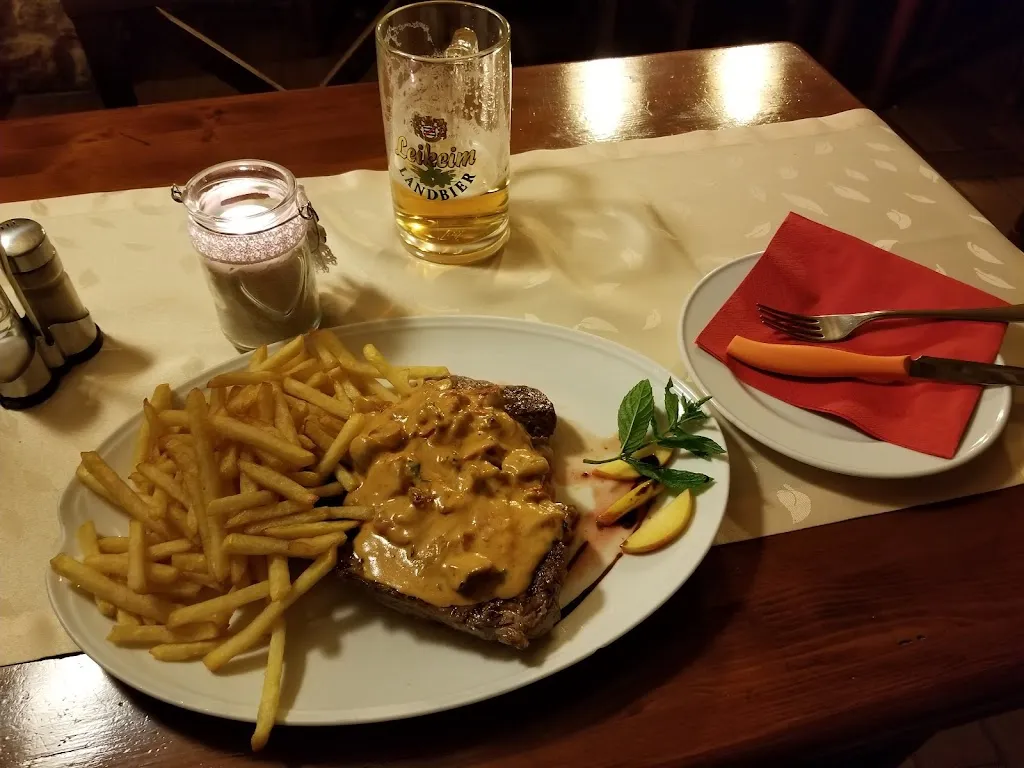 Ian Fuller_Pizzeria Da Gino_Kemnath_review