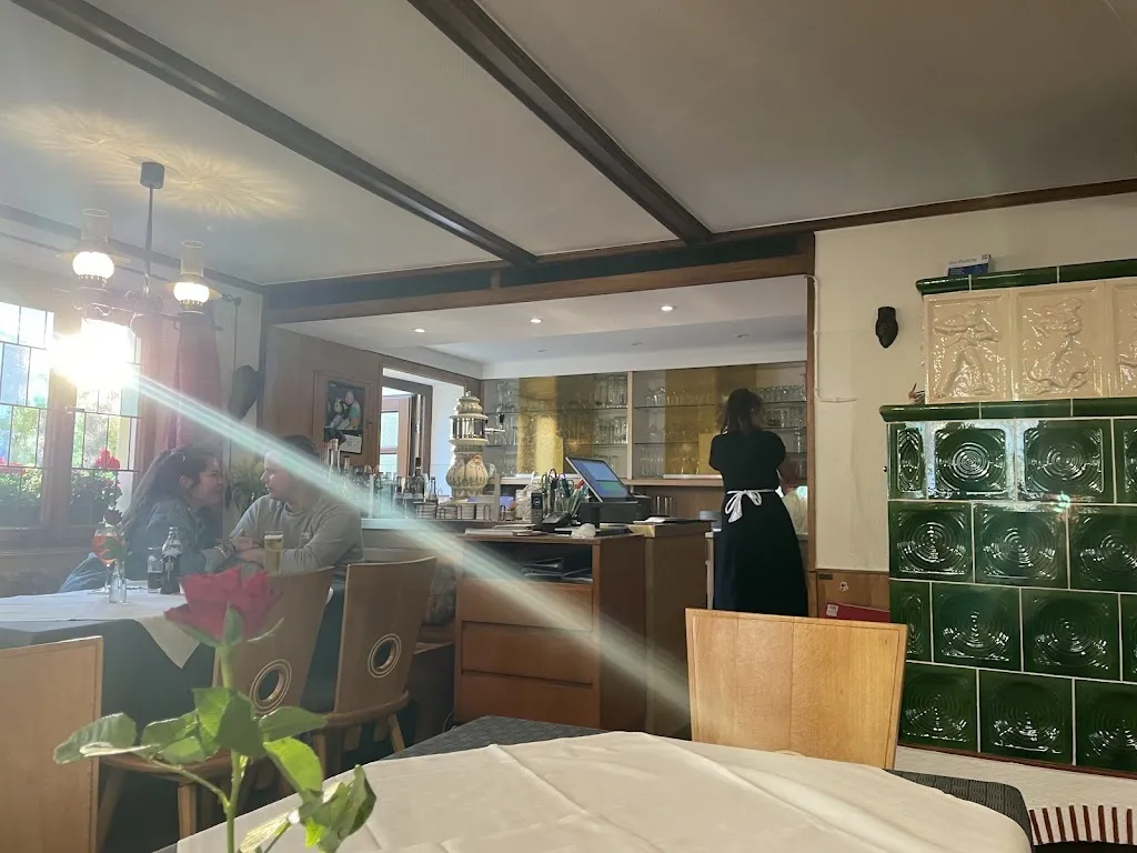 Gasthaus Heuändres restaurant in Ditzenbach