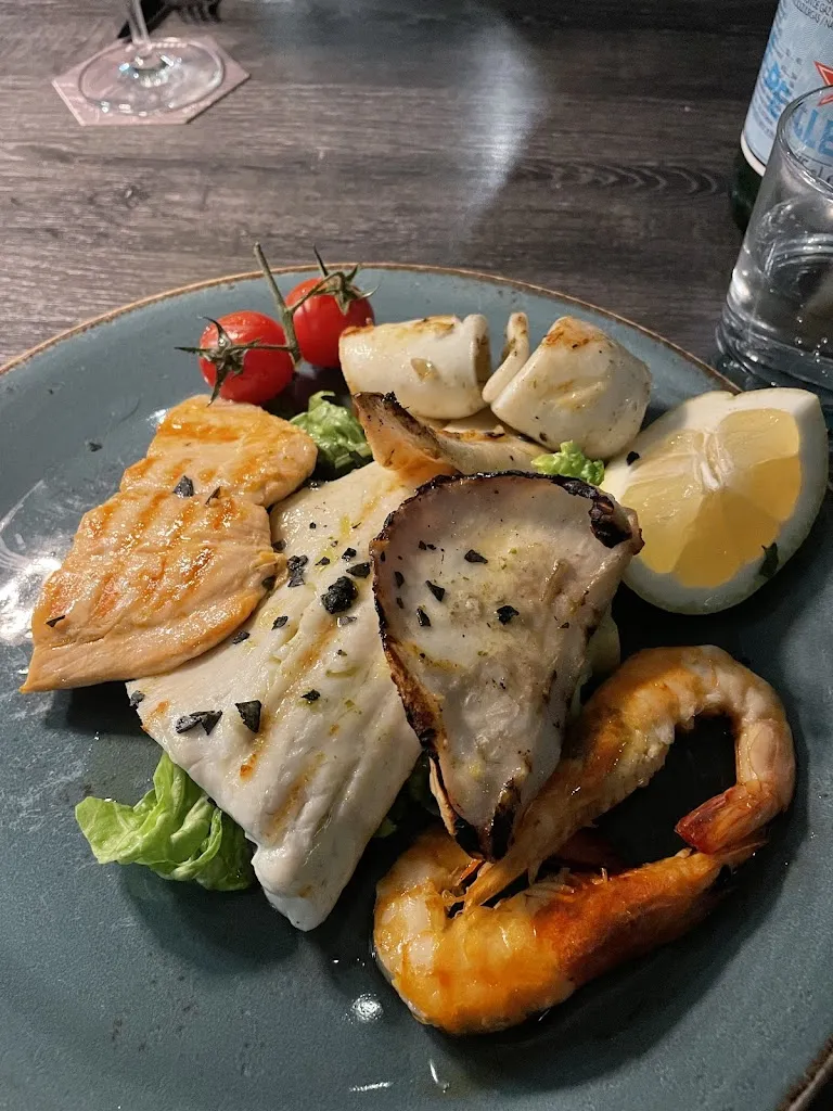 afsaneh_amavi PURE - MNG GmbH_Göttingen_review