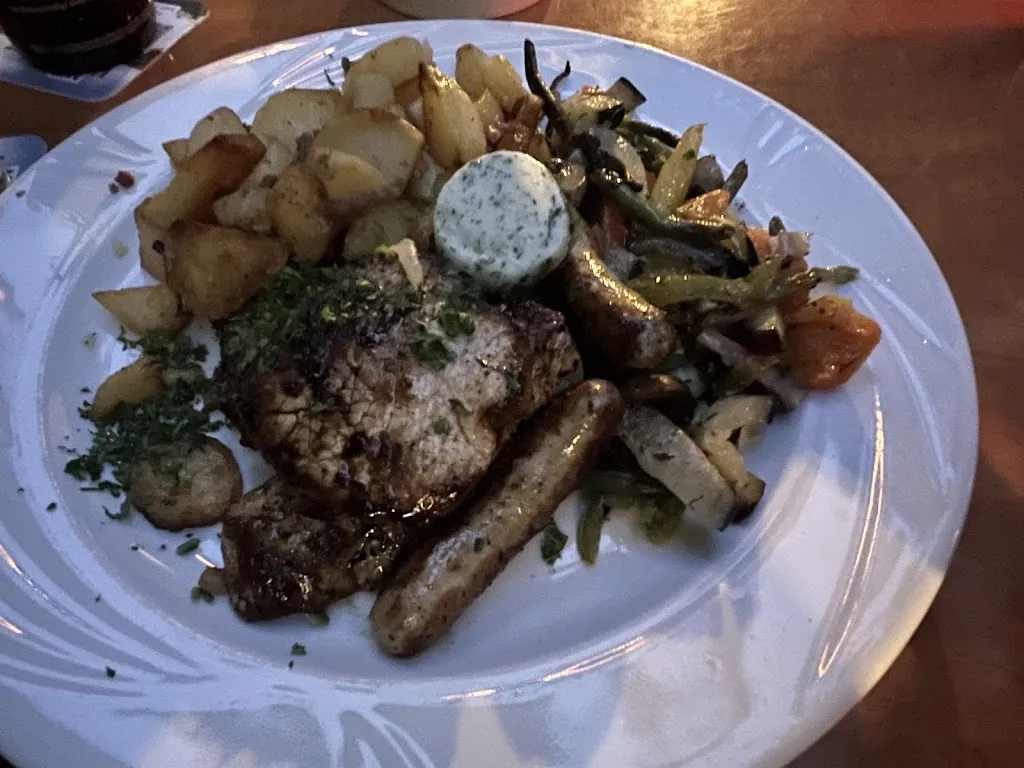 Cam Nhung Bisping-Ho_Kartoffelhaus_Göttingen_review