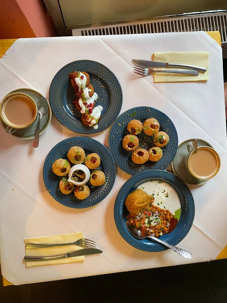 Lakshmi Seshadri_India Haus_Göttingen_review