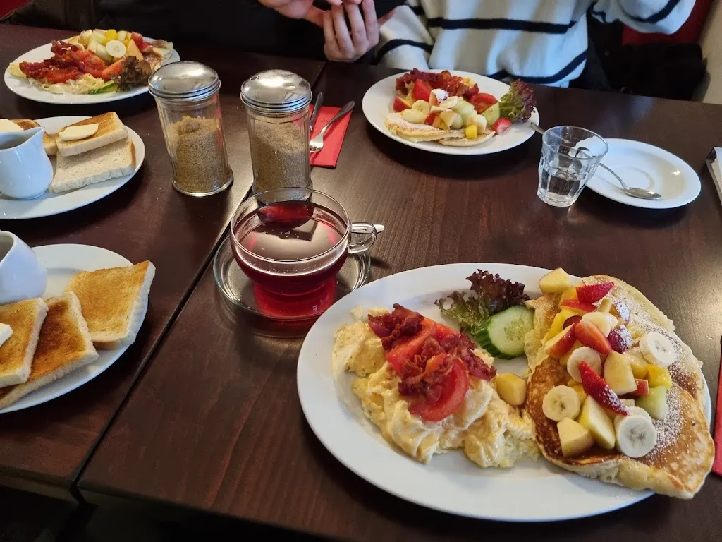 Menu_Bar + Cafe Esprit owner Robert Vogel e. K. / Göttingen_Göttingen_image_6