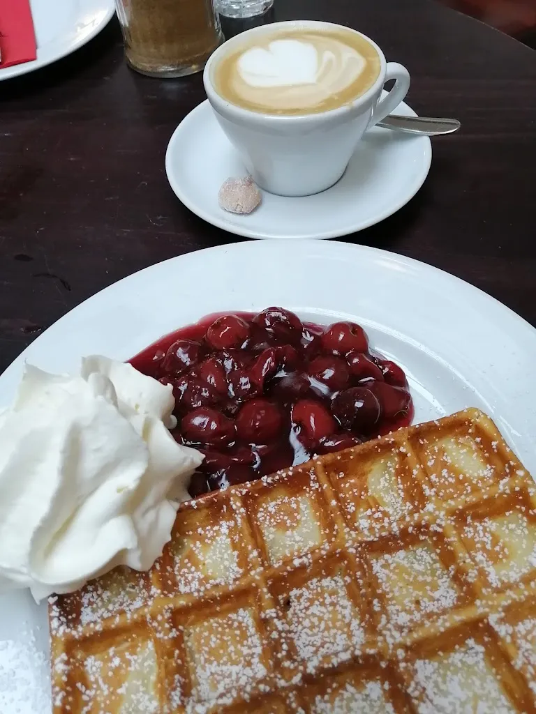 Menu_Bar + Cafe Esprit owner Robert Vogel e. K. / Göttingen_Göttingen_image_8