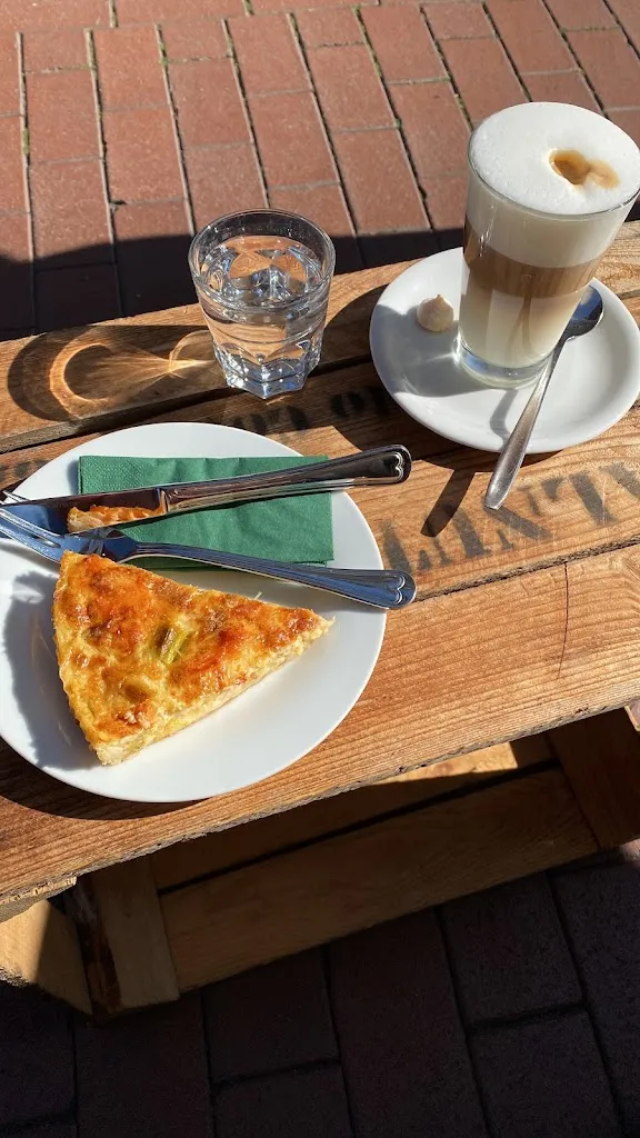 Stella Hu_Café Cortés Göttingen_Göttingen_reseña