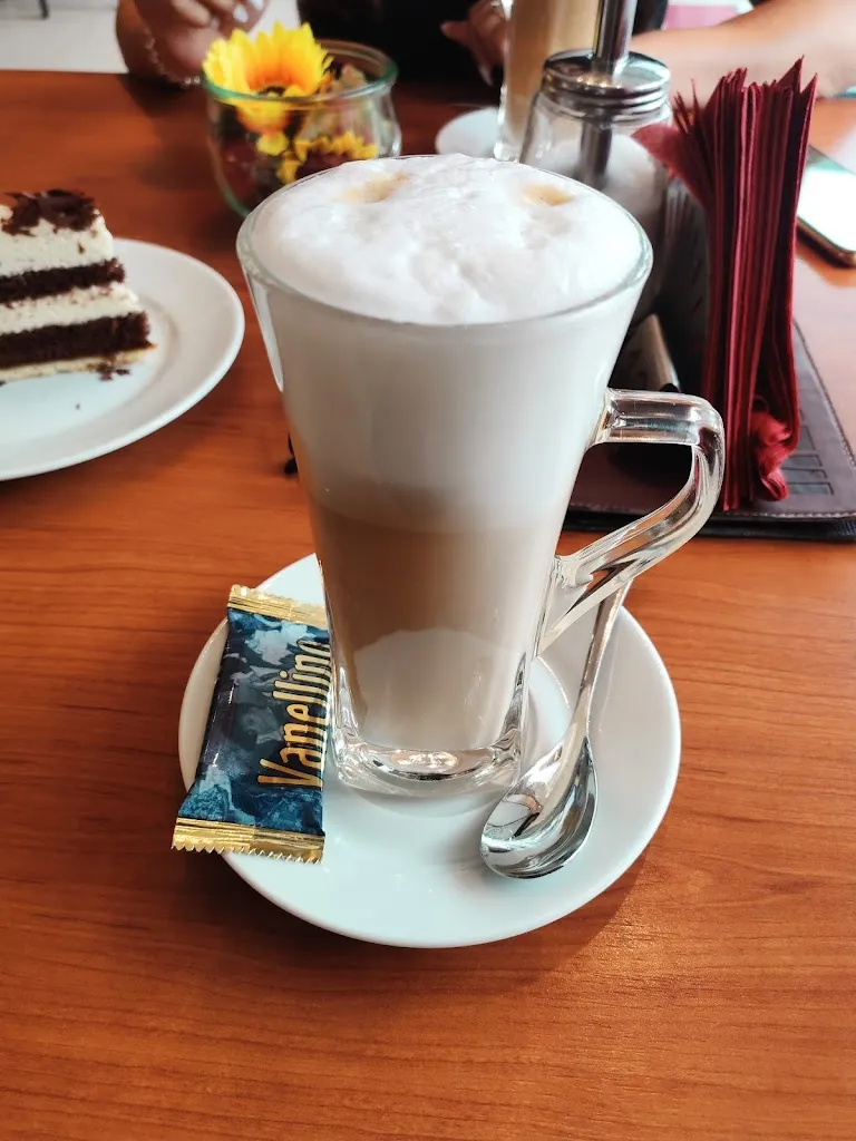 Vijay Siwach_Spezerei Sanct Bernhard_Ditzenbach_recensione