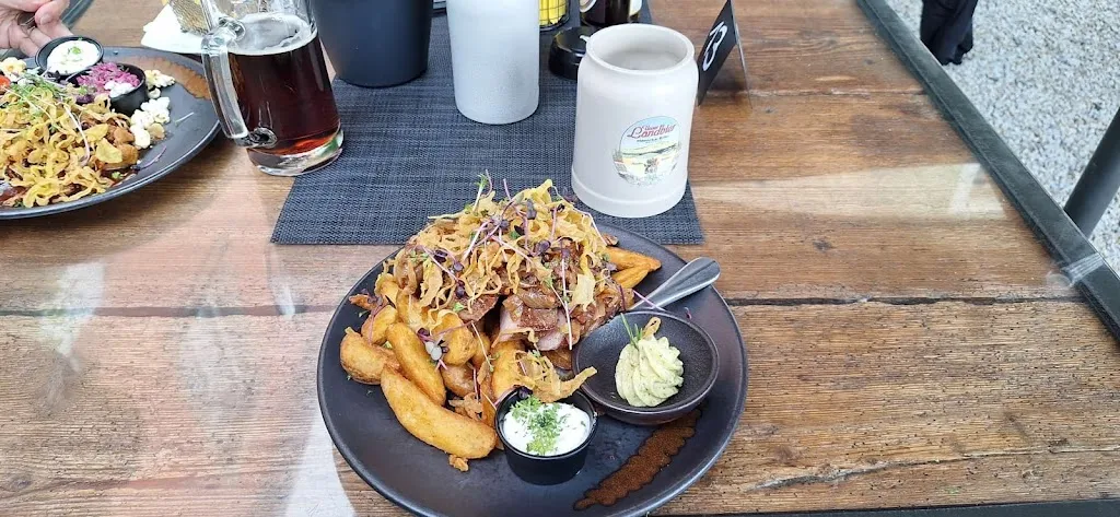 Kerstin Plote_Alte Wirtschaft an der Lamitz - Bernd Neuberger_Kirchenlamitz_review