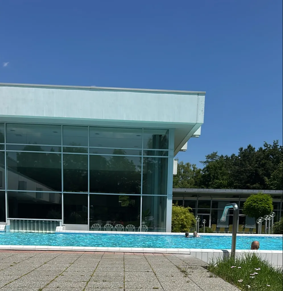 Wolke_Vinzenz Therme_Ditzenbach_avis