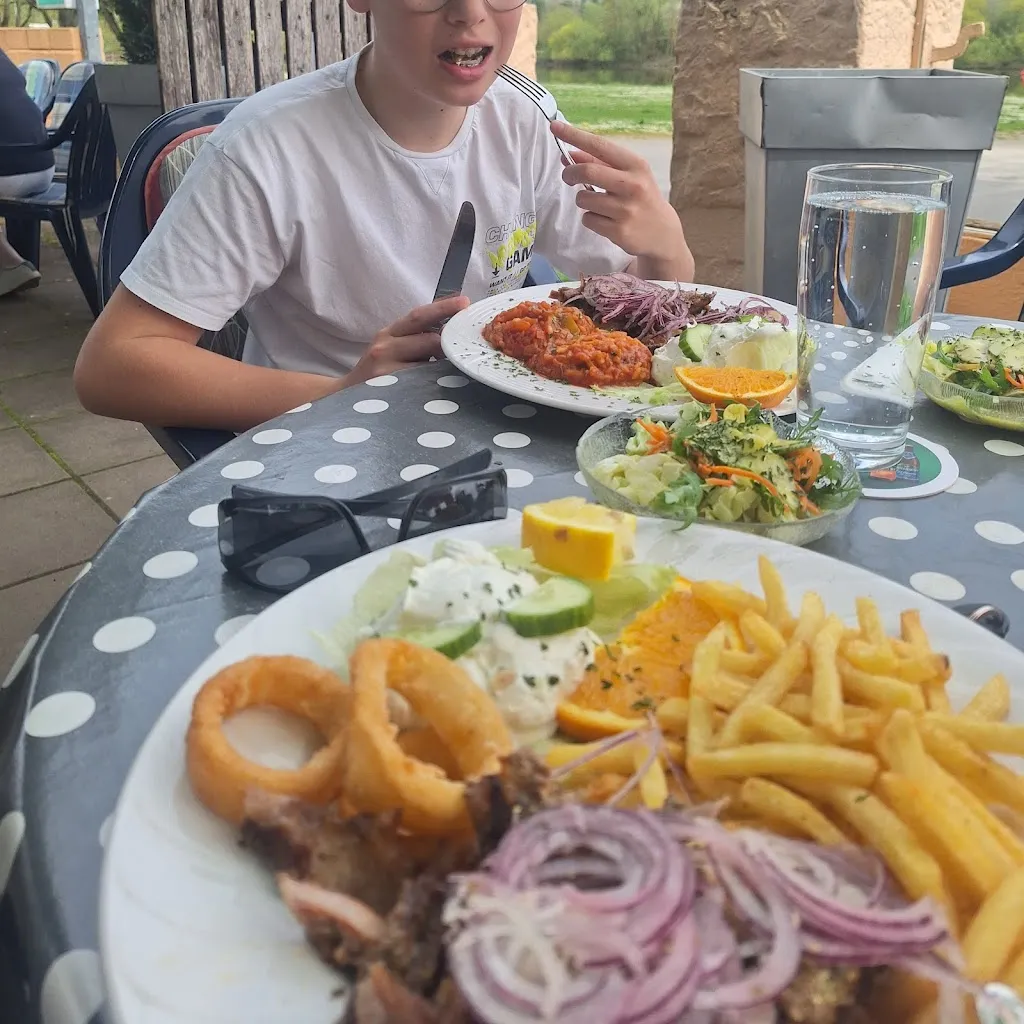 Gaststätte Zur Mainaussicht_Karlstadt_slider_image_2