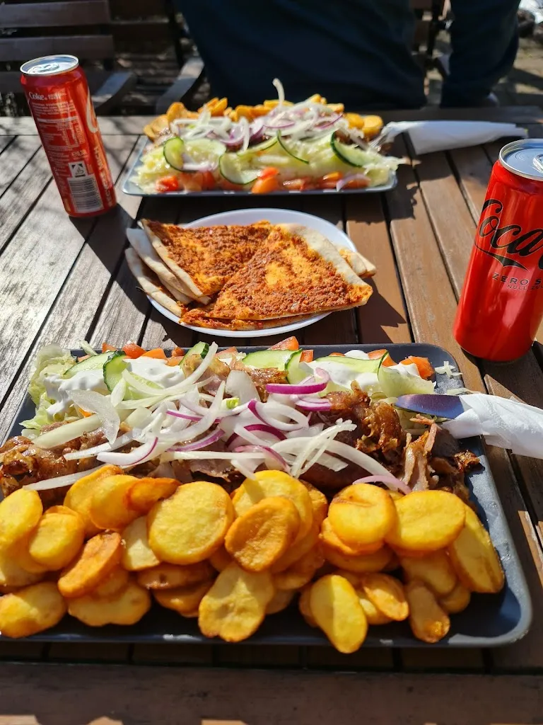 Victor_Stern Kebaphaus Pizzeria_Karlstadt_review