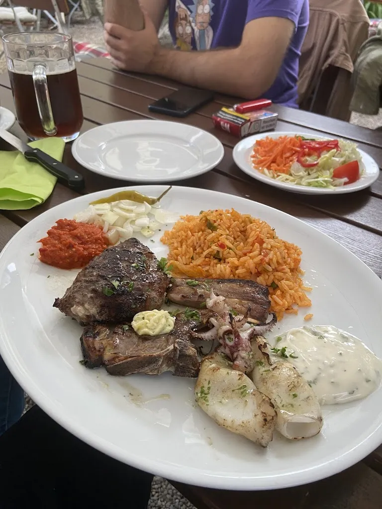 Yannis Wong_Balkan Grillspezialitäten_Bayreuth_review