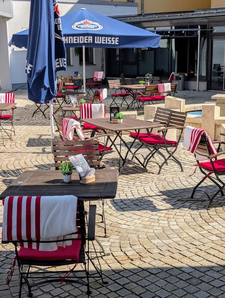Betyár Grillhouse - Restaurant & Bar restaurant in Kelheim