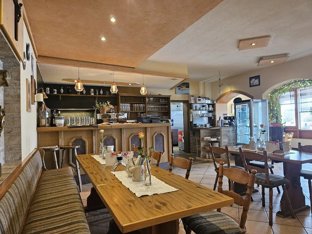 Gaststätte Donaulände_Abbach_slider_image_1