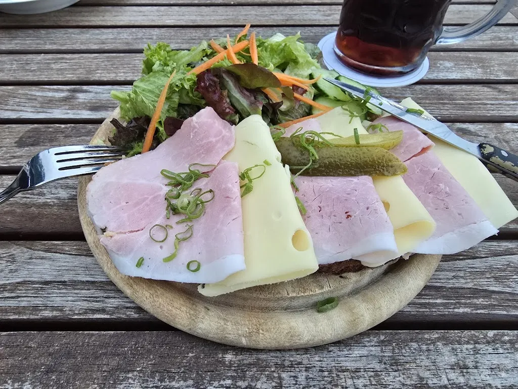 Gaststätte Donaulände_Abbach_slider_image_3