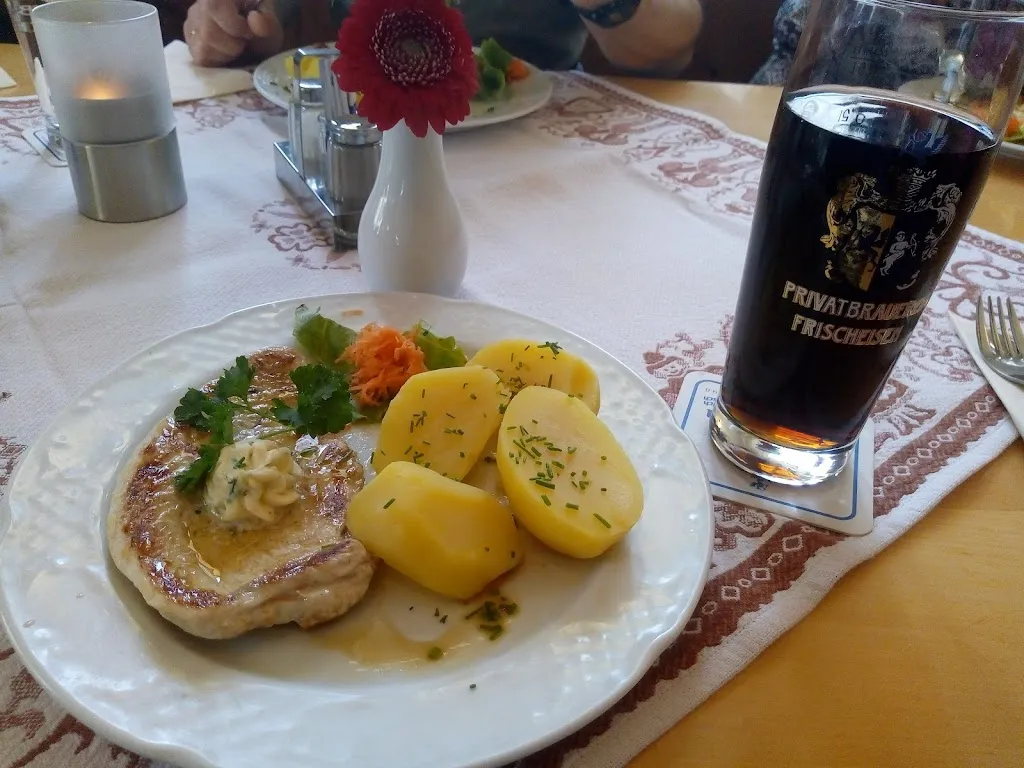 Brauerei & Gasthof Frischeisen_Kelheim_slider_image_2