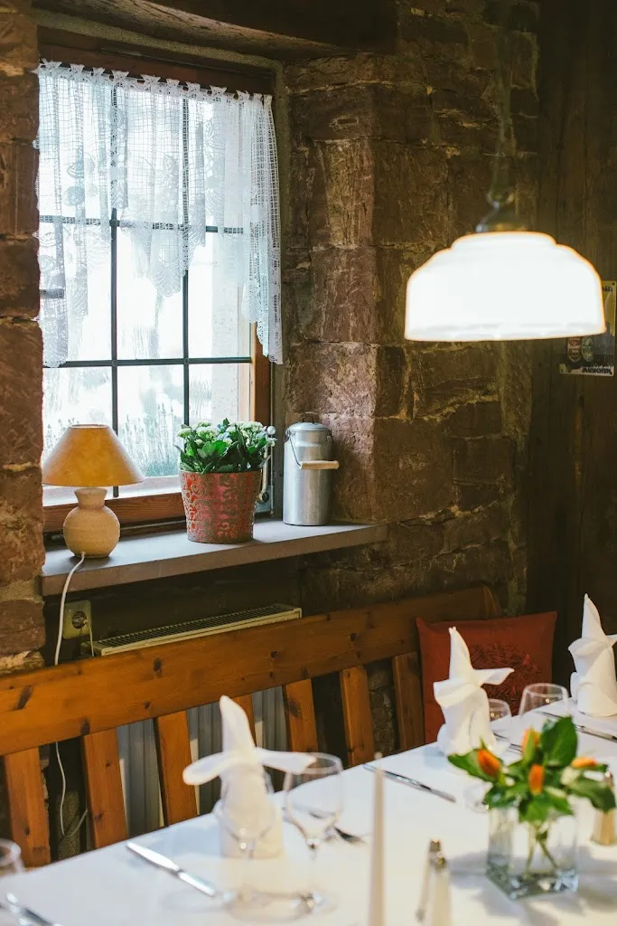 Zur Schmelzpfanne restaurant in Amorbach