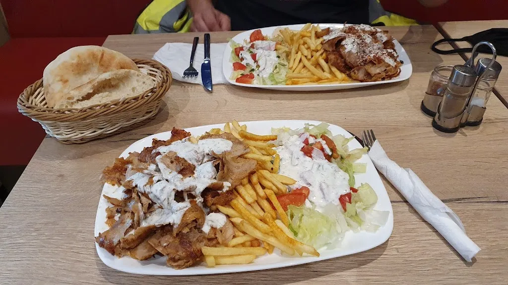 Vedran Blažunaj_Center Grill Torun-Peic Sanja_Kleinheubach_review