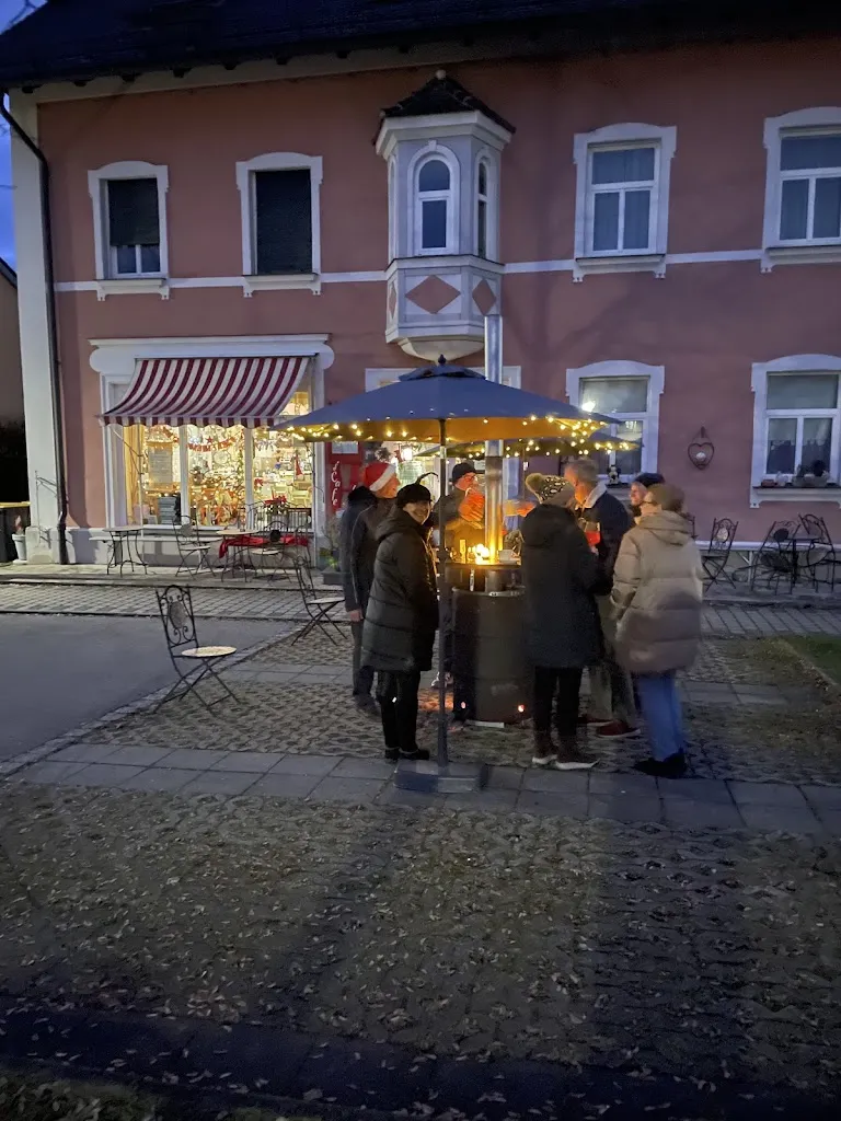 Wolfgang Baustert_Belindas s'Cafe'le_Klosterlechfeld_review