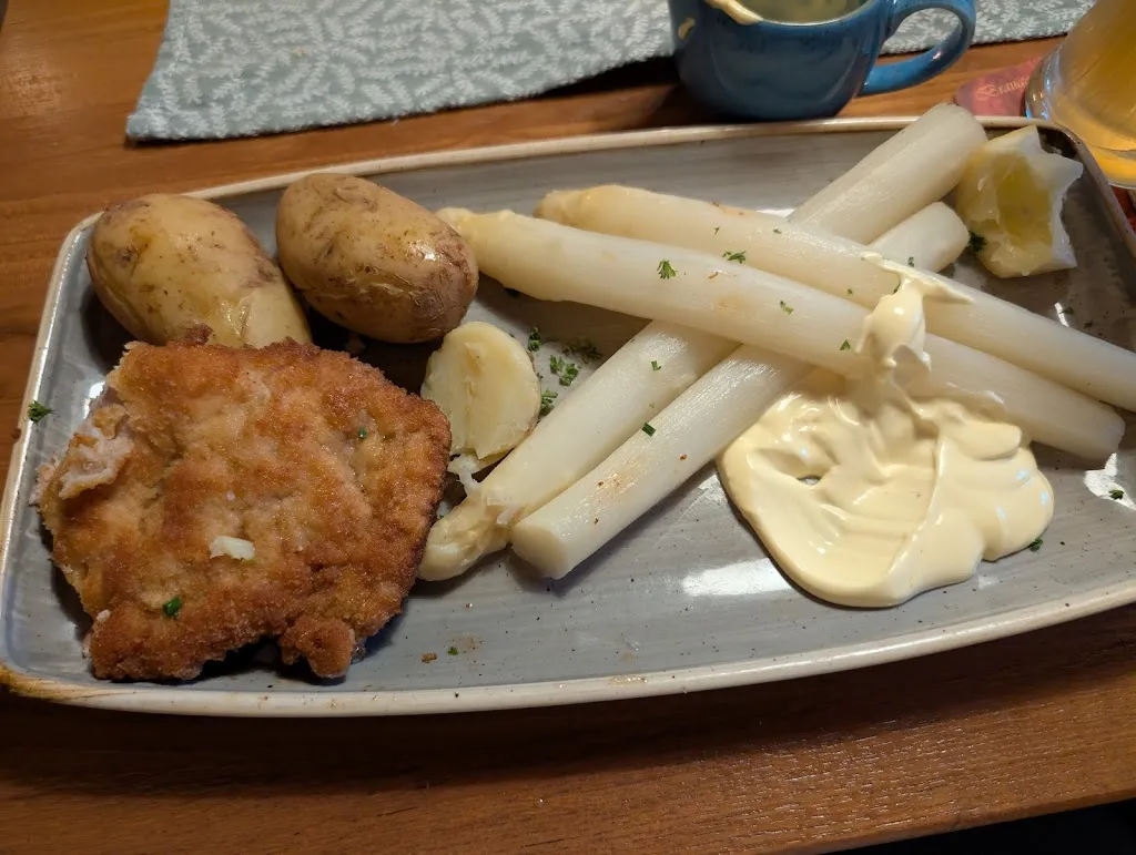 Mathias Tjomsland_Skihütte Oberbeuren_Kaufbeuren_review