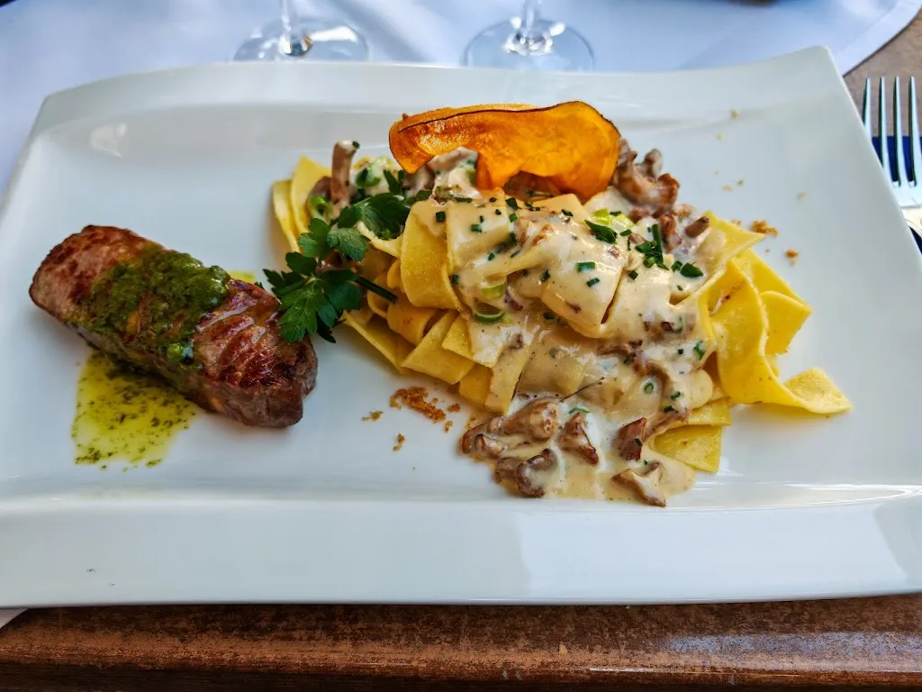 Katharina Braun_MARKGRAF Restaurant|Bar|Events_Backnang_recensione