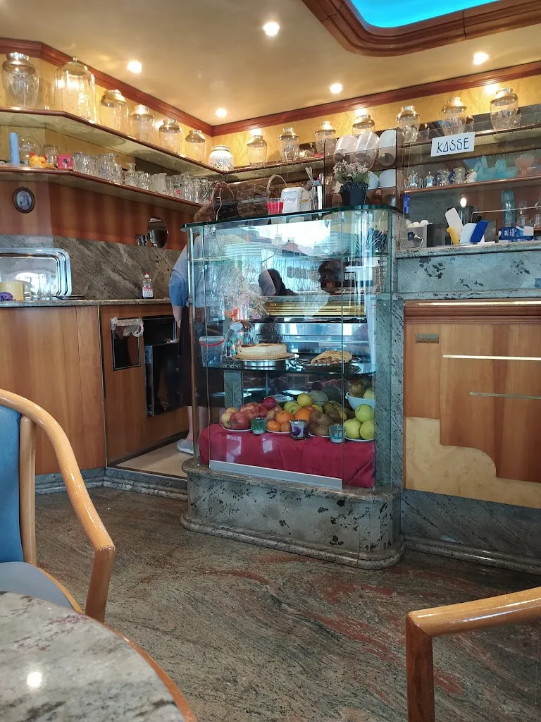 Rolf Janz_Galleria Espressobar_Kaufbeuren_review