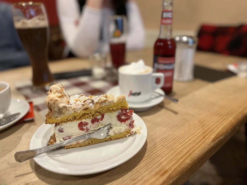 Cafe am Fünfknopfturm_Kaufbeuren_slider_image_1