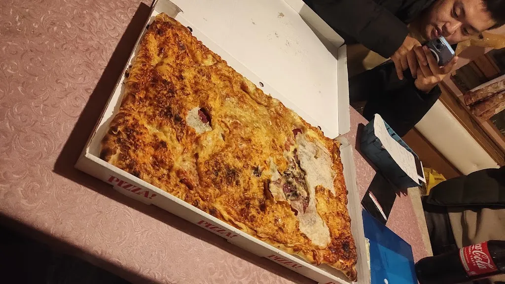 Arizona Adi Pradana_pizza village grosslangheim_Großlangheim_Bewertung