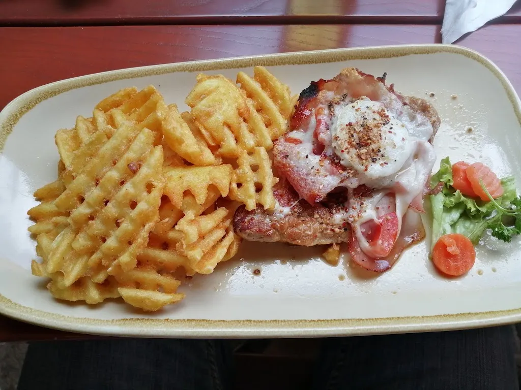 Dorfgasthof Zum Löwen_Lichtenfels_slider_image_3