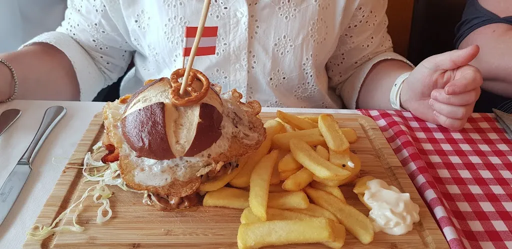 Tanja Zimmermann_Tiroler Stub`n_Neuenrade_review